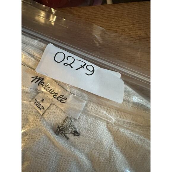 MADEWELL Fresca Sweater Tank Womens Sz S Fruit Embroidered Strawberry Pineapple - Picture 11 of 14